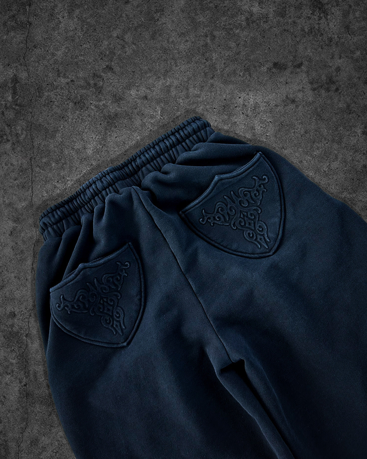 ETERNAL SWEATPANTS (BLACK)