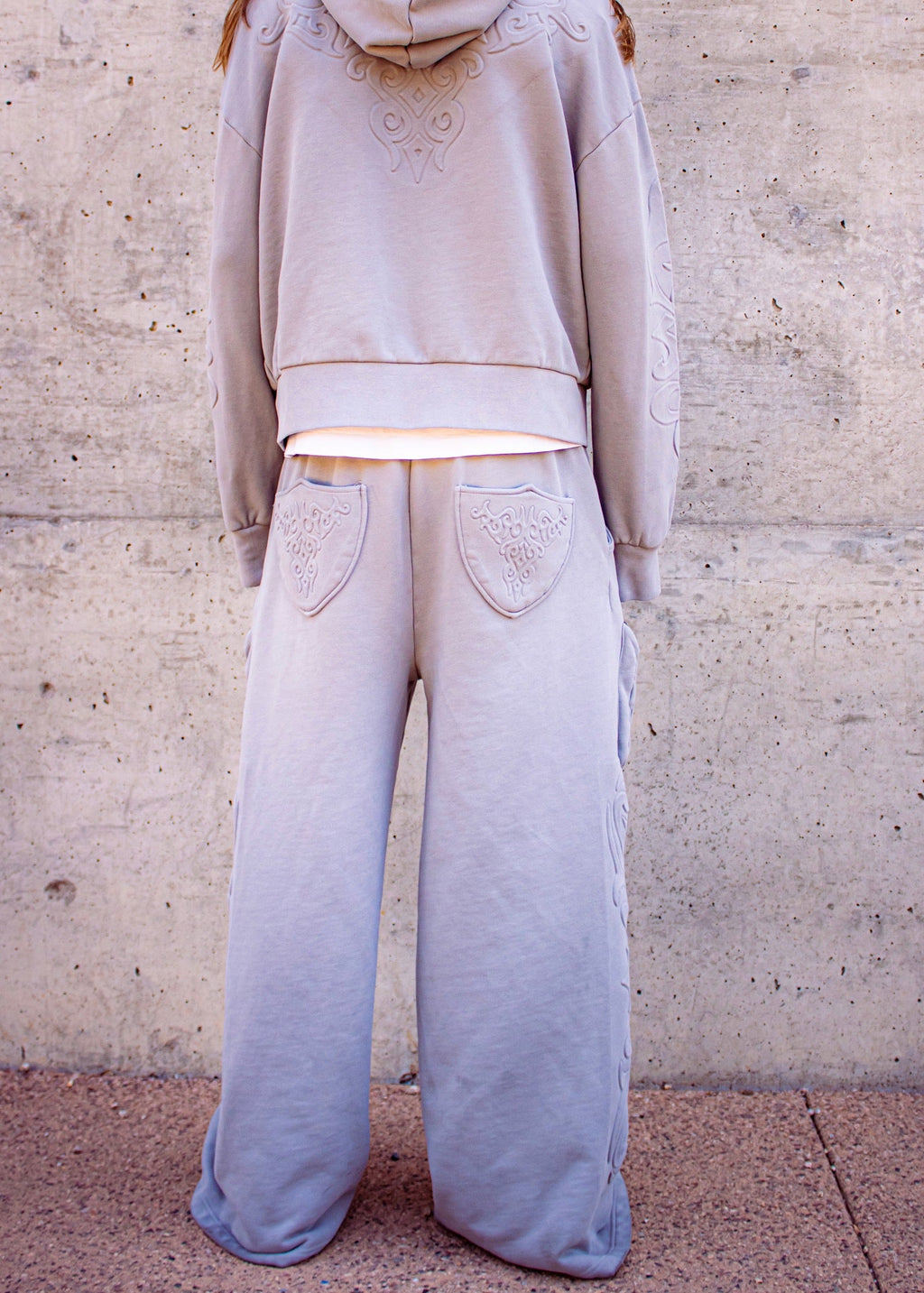 ETERNAL SWEATPANTS (GREY)